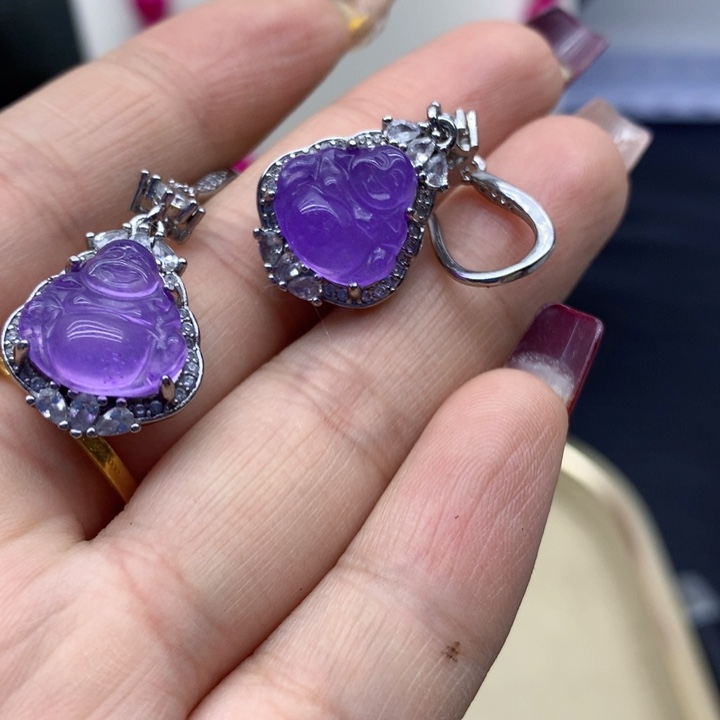 翡翠颈饰未镶嵌吊坠