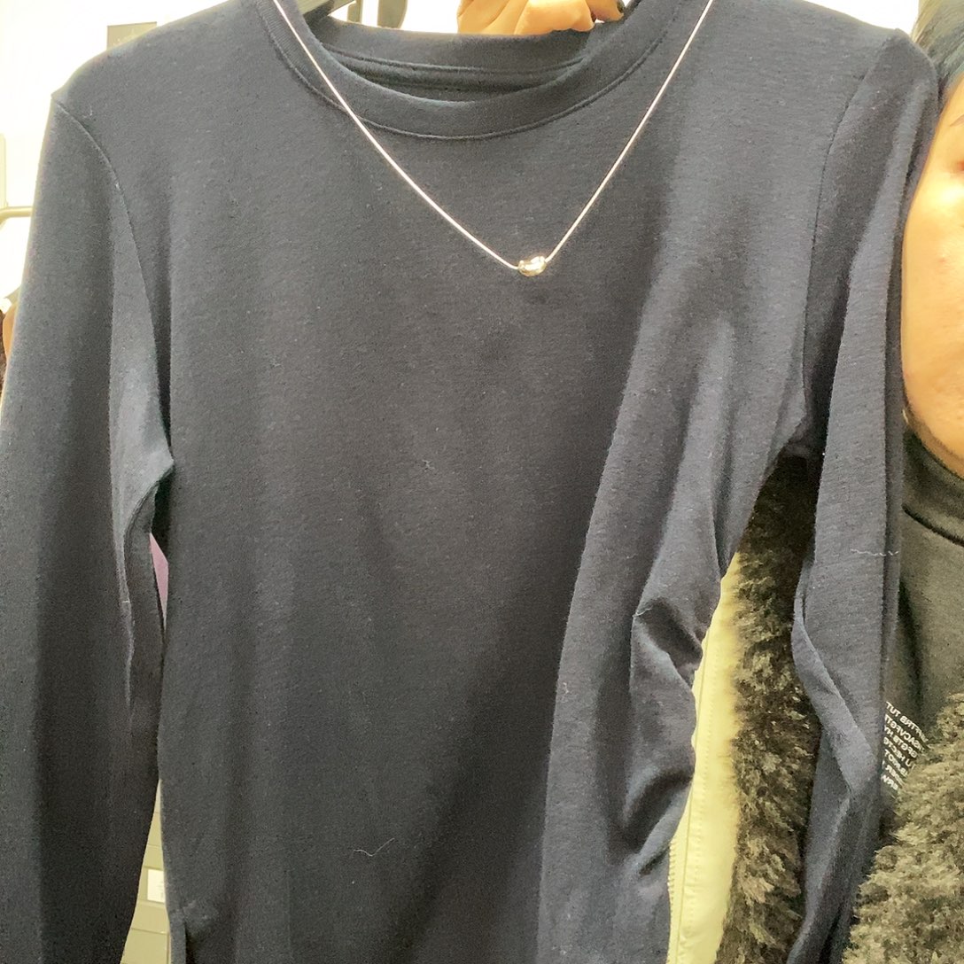 115斤以内穿蓝色圆领衫