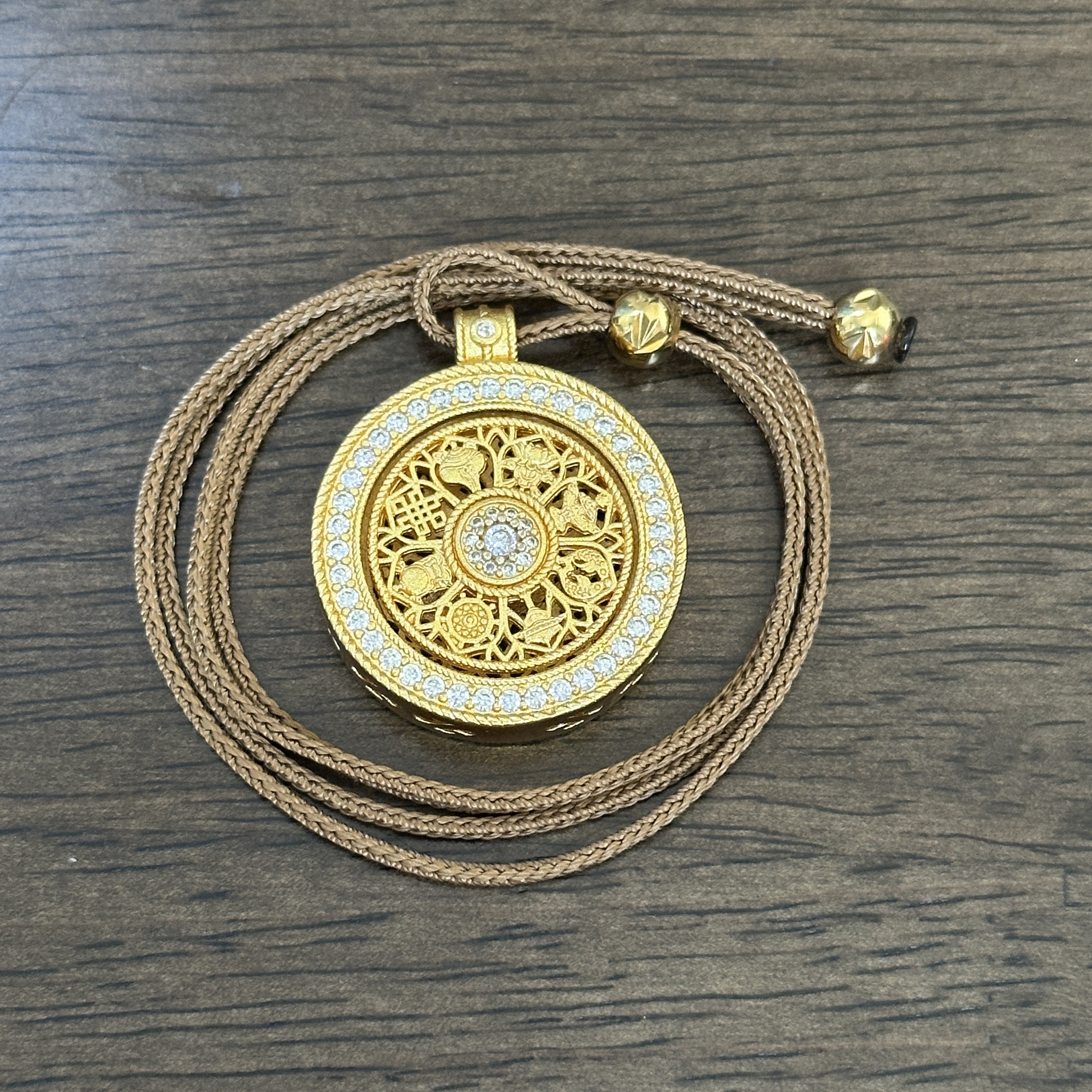 J0085八宝罗盘吊坠