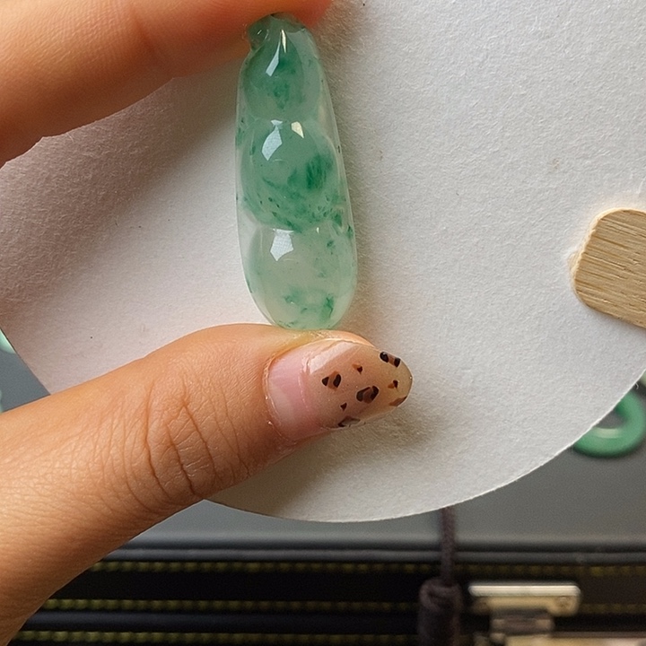 石英质玉挂件未镶嵌