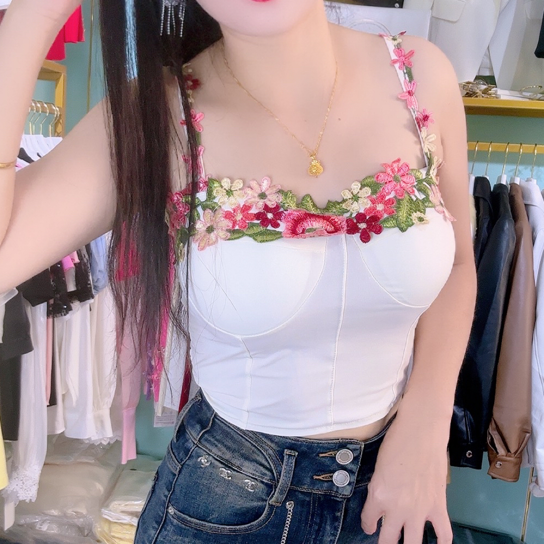 辣妹花朵刺绣性感短款吊带背心女夏季绝美别致上衣