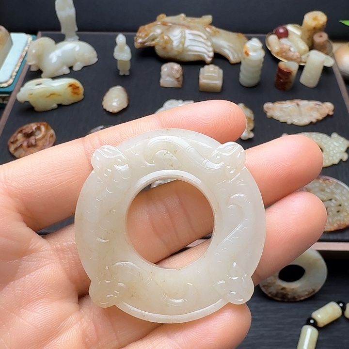 和田玉挂件未镶嵌