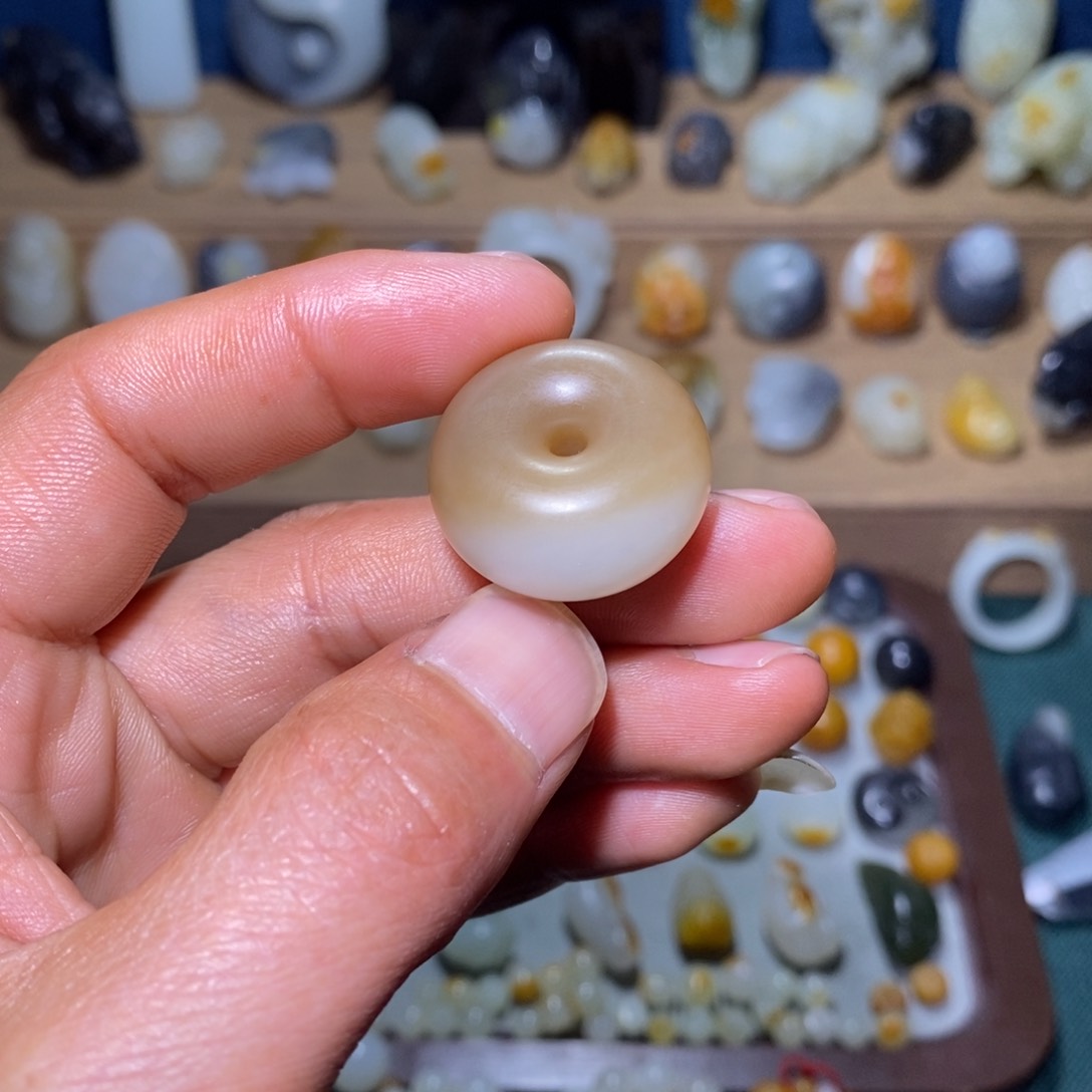 和田玉吊坠(不含链)未镶嵌