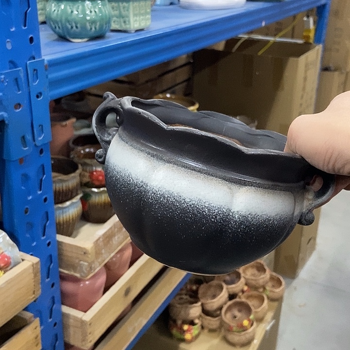 花盆单场满9.9发货14×10.5瑕疵