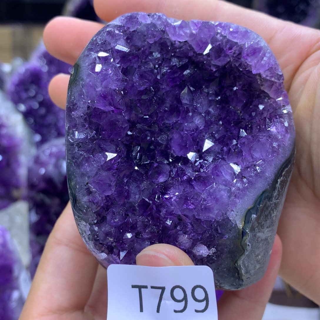 织绣乌拉圭紫水晶摆件799