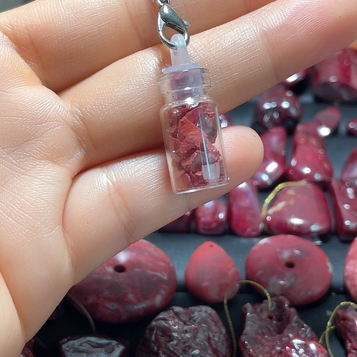 天然辰砂大颗粒晶体5克