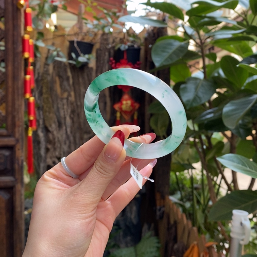 石英质玉手镯合金