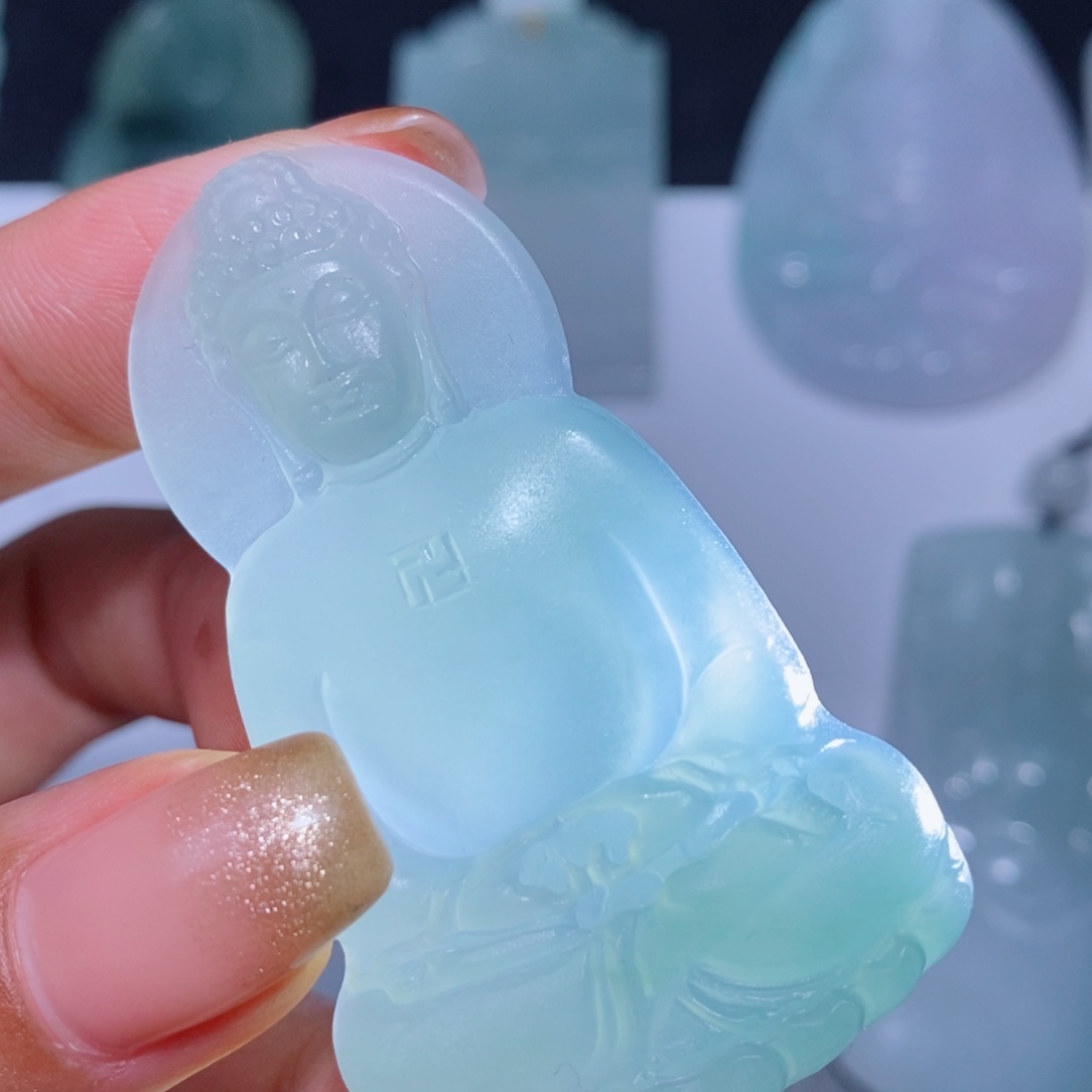 定制翡翠吊坠未镶嵌