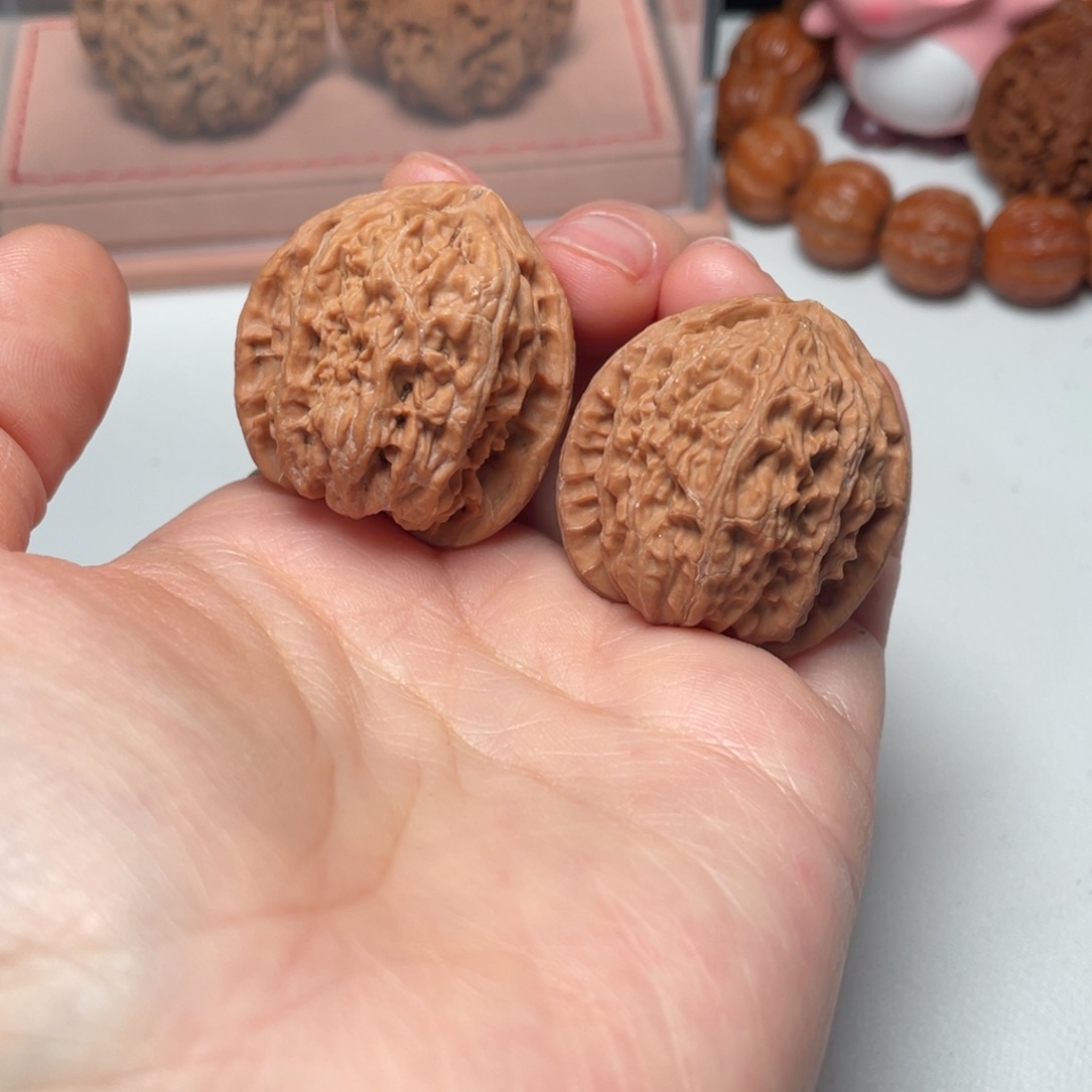 文玩核桃手串白狮子33