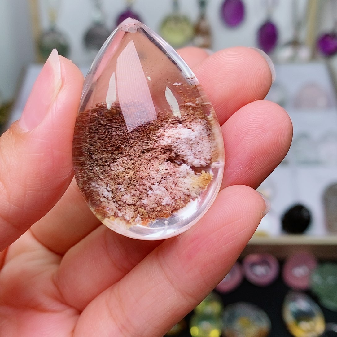 水晶吊坠(赠链)未镶嵌