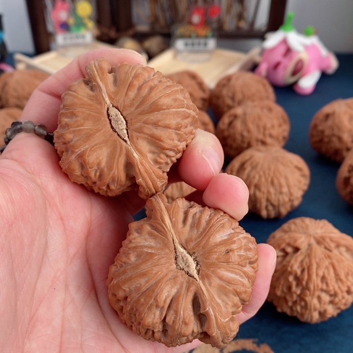 文玩核桃把件白狮子45