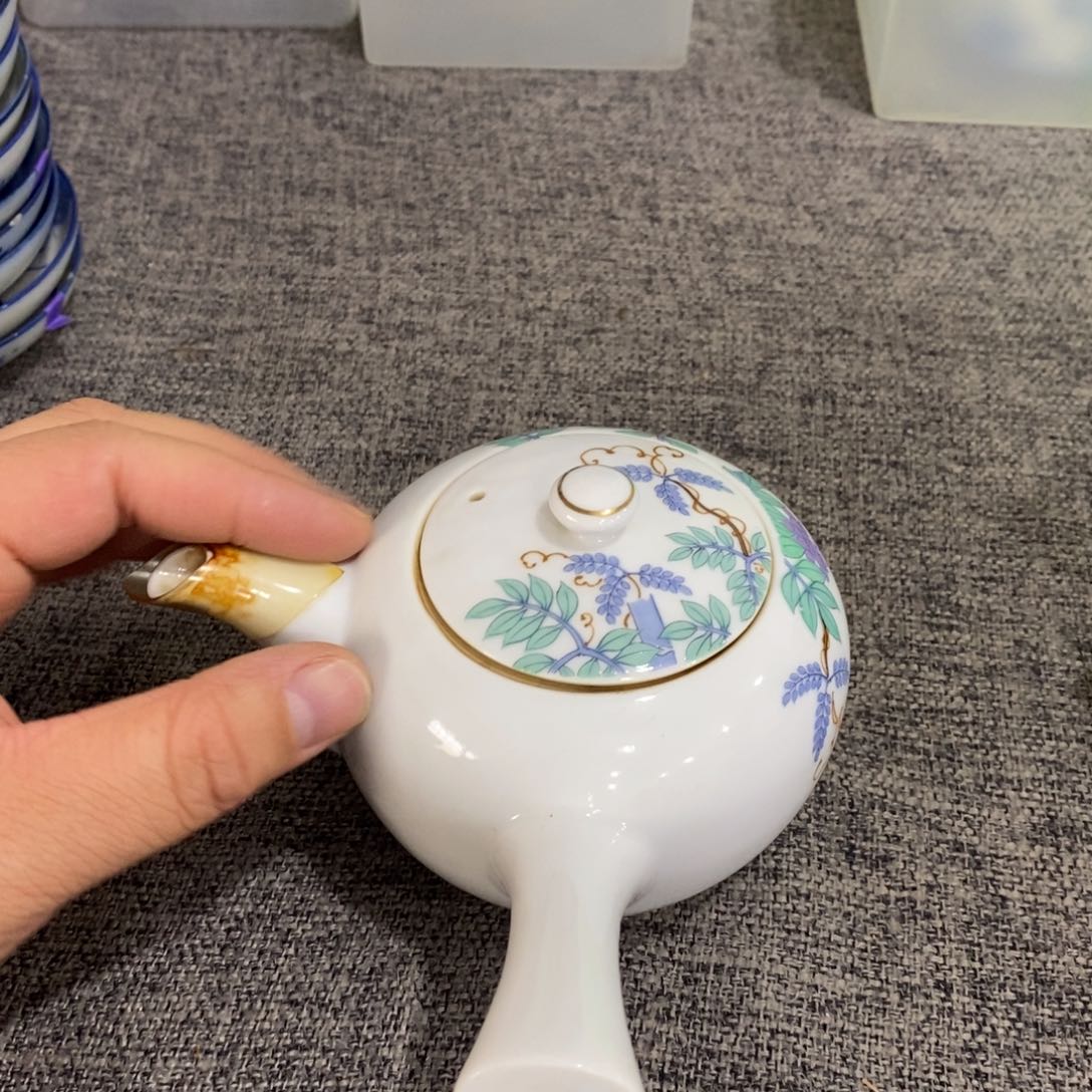 瓷片非常漂亮好看的花瓶