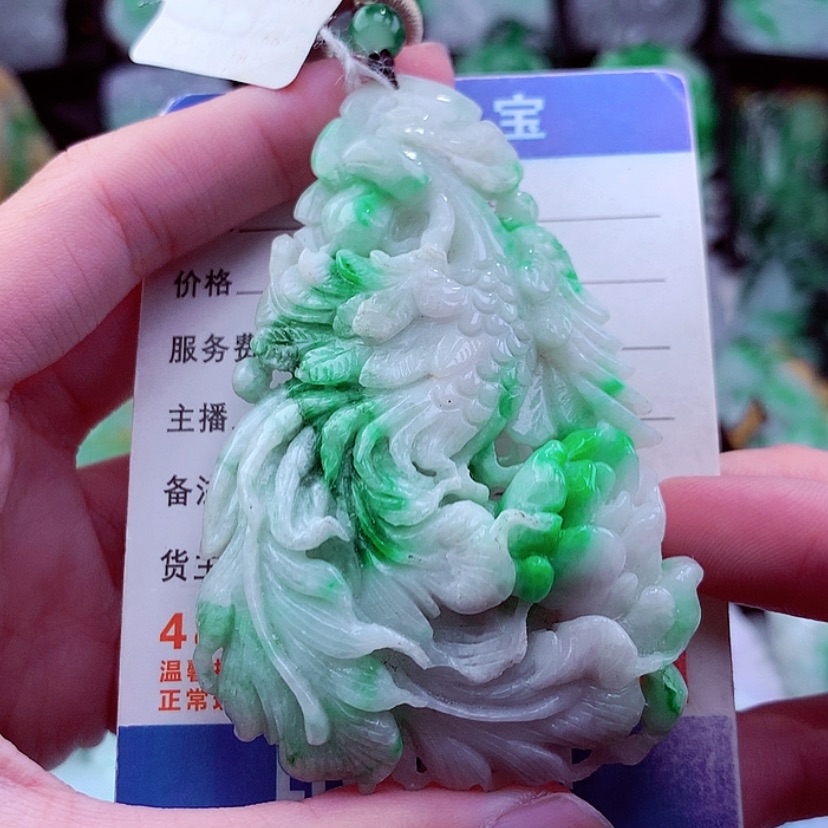 【闪购商品】翡翠颈饰未镶嵌天然