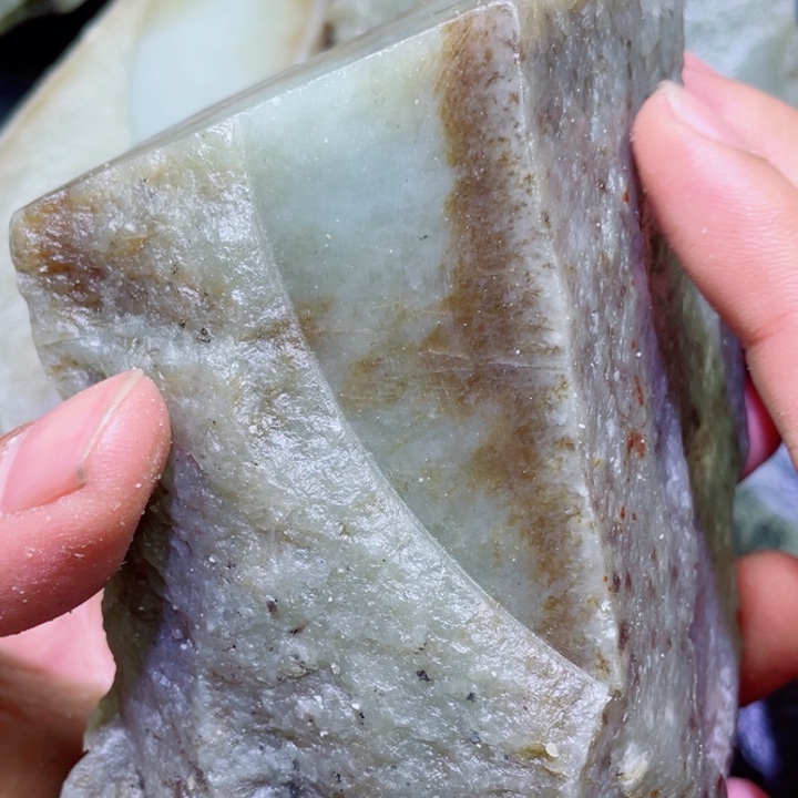 和田玉未镶嵌珠宝半成品