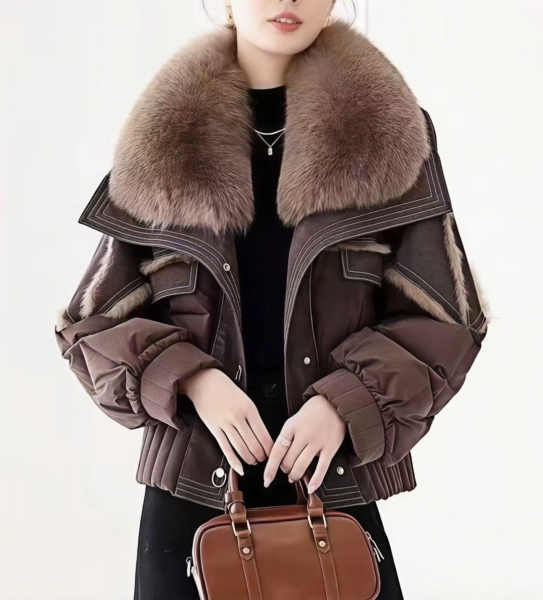 【门店现货有运费险】时尚保暖羽绒服秋冬拼接加厚冬季短款毛领款