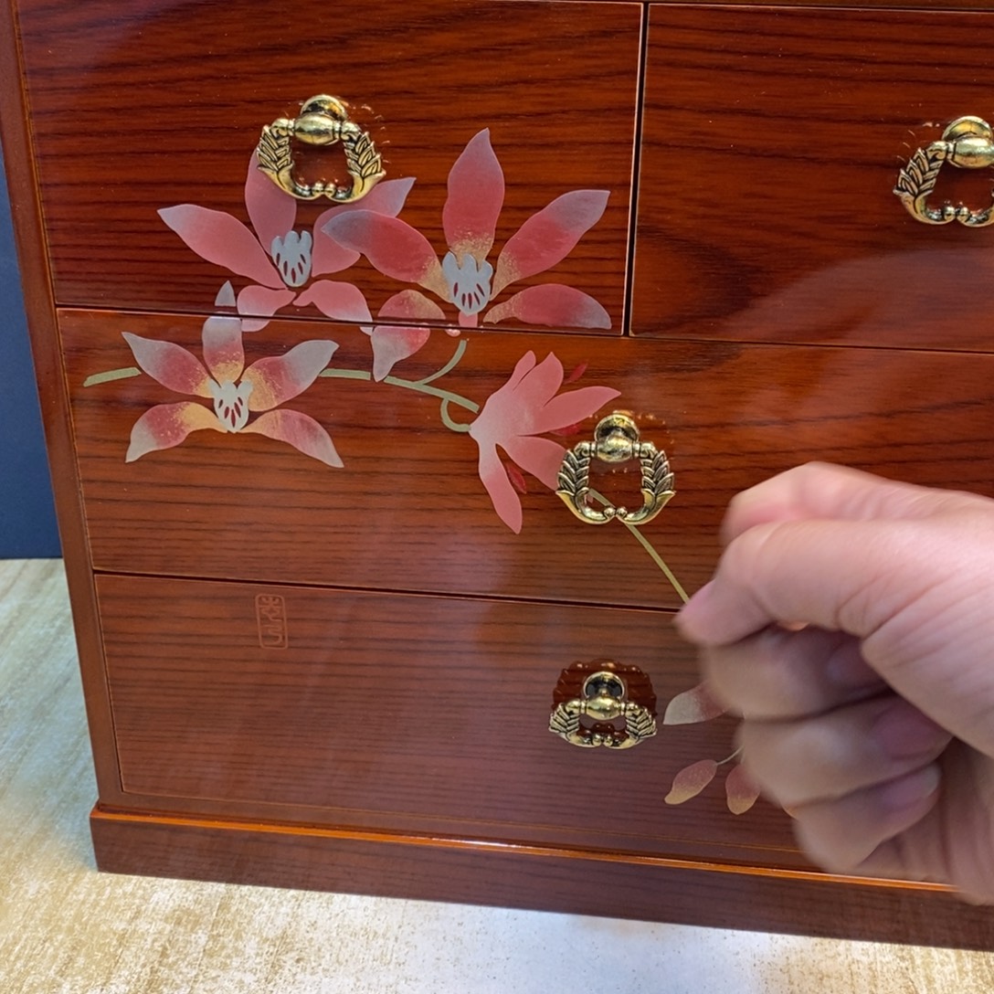 云***易雅集工艺品有限公司