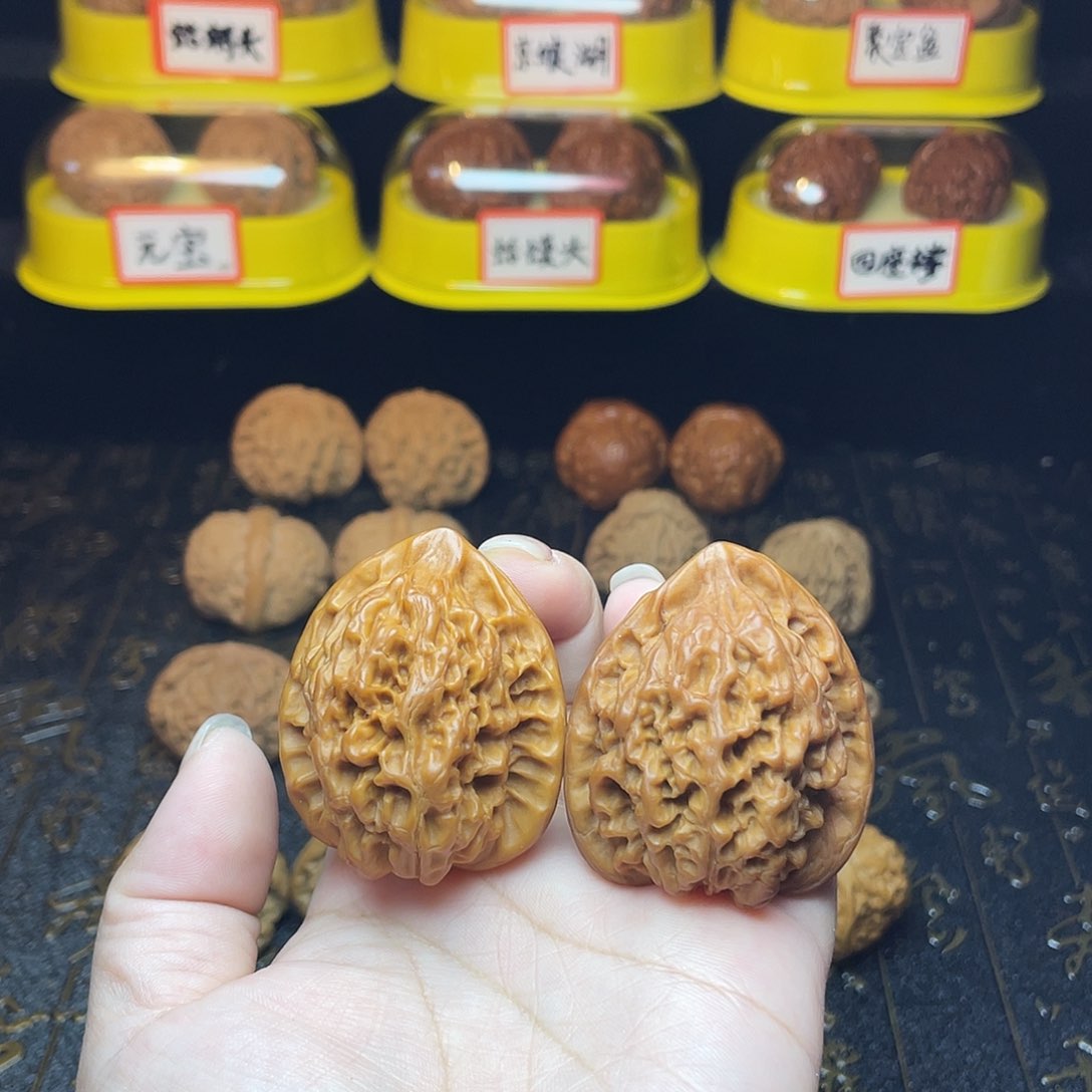 文玩核桃吊坠官帽40尺