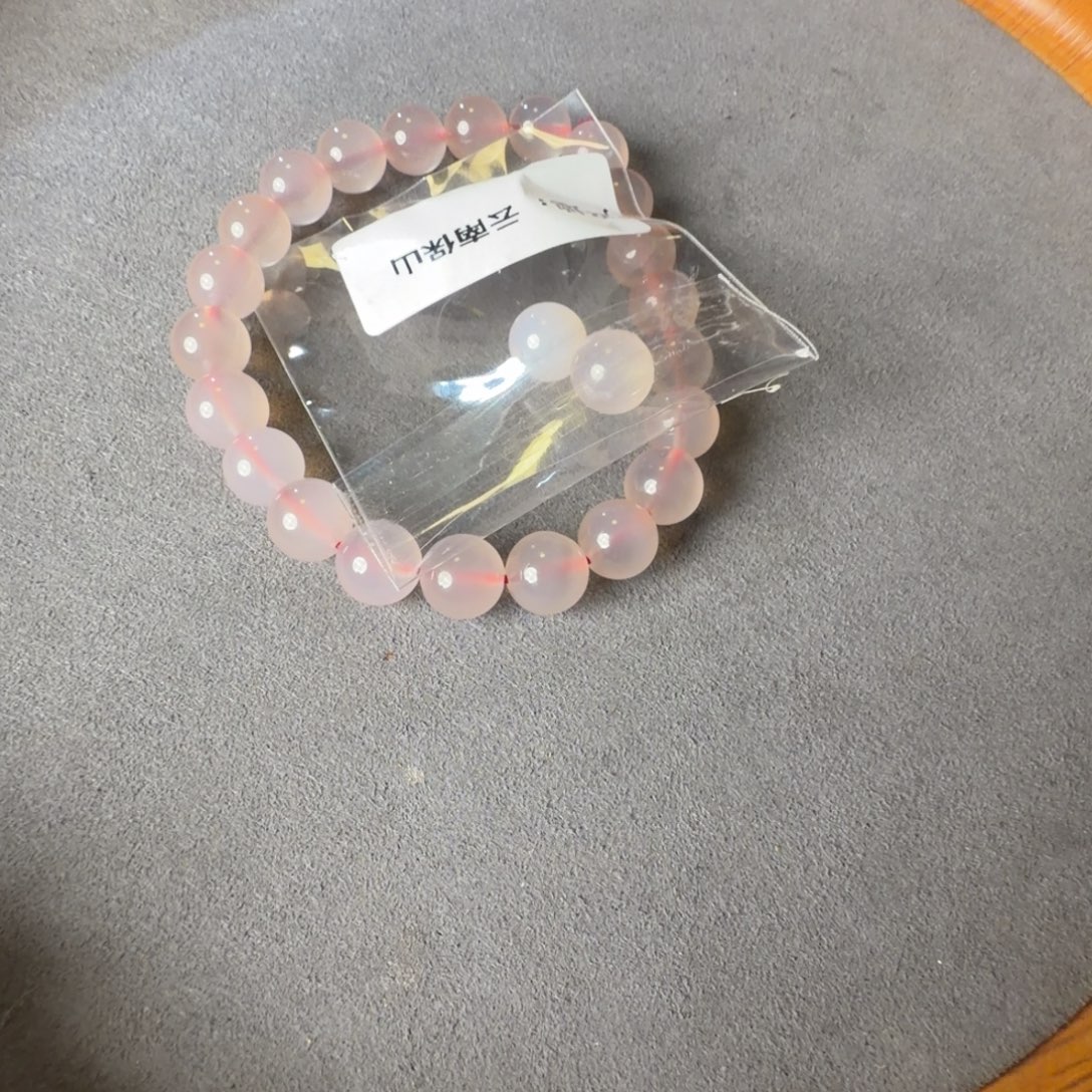 和田玉未镶嵌把件