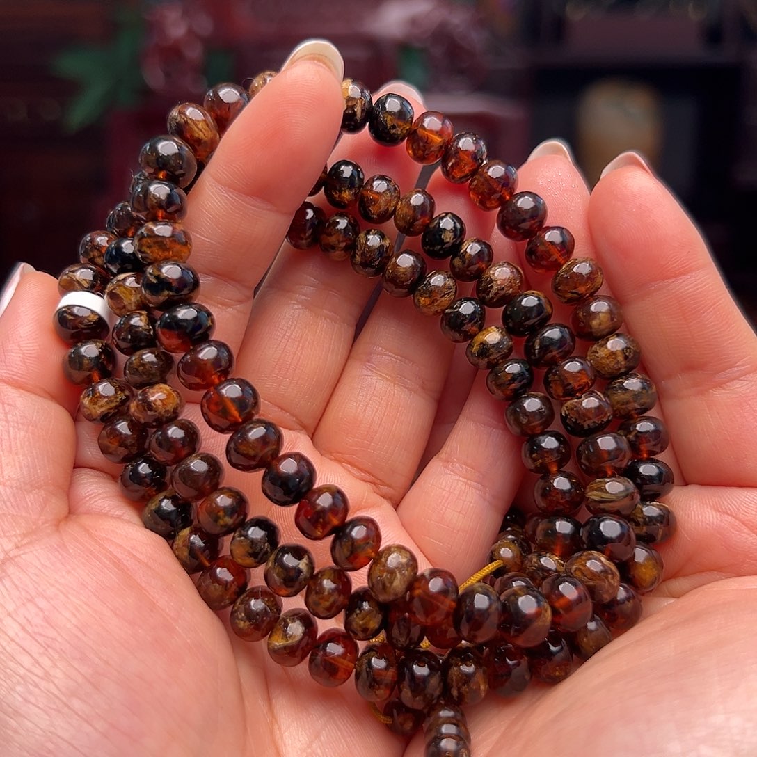 琥珀裸石未镶嵌抚顺琥珀20345。8m m