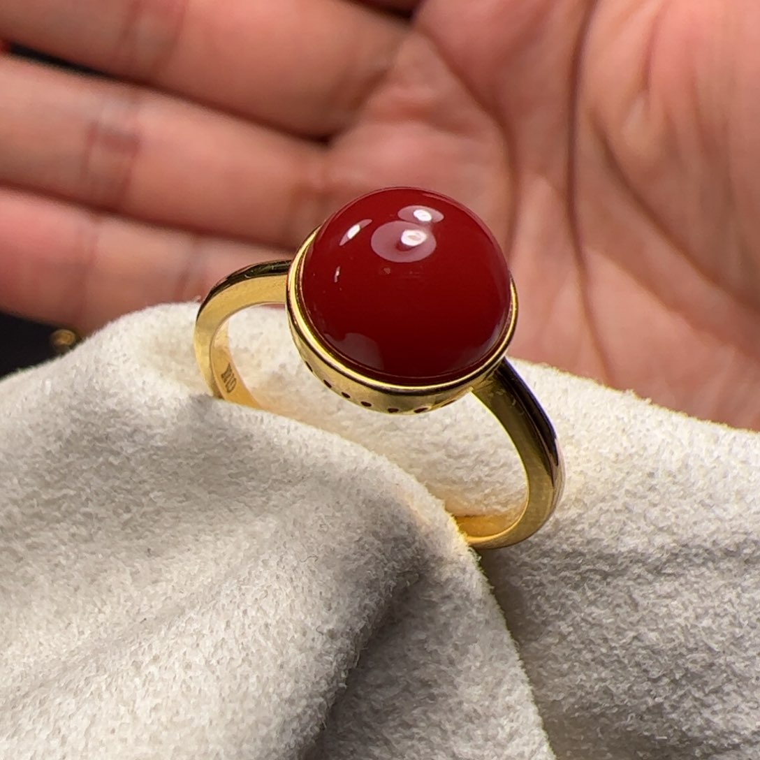 南红玛瑙戒指18K金镶嵌