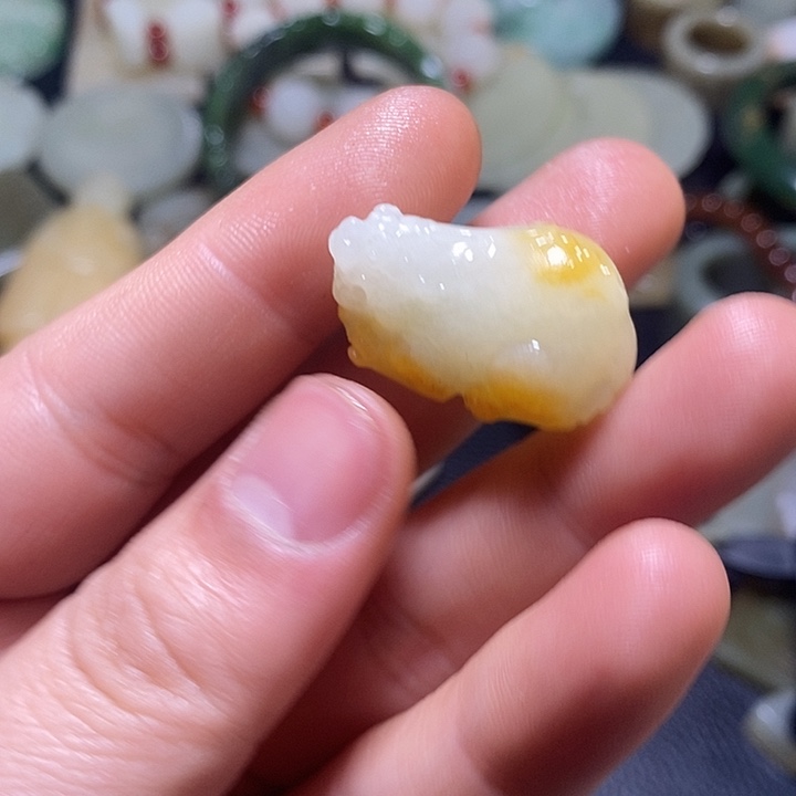 和田玉（糖玉）未镶嵌颈饰