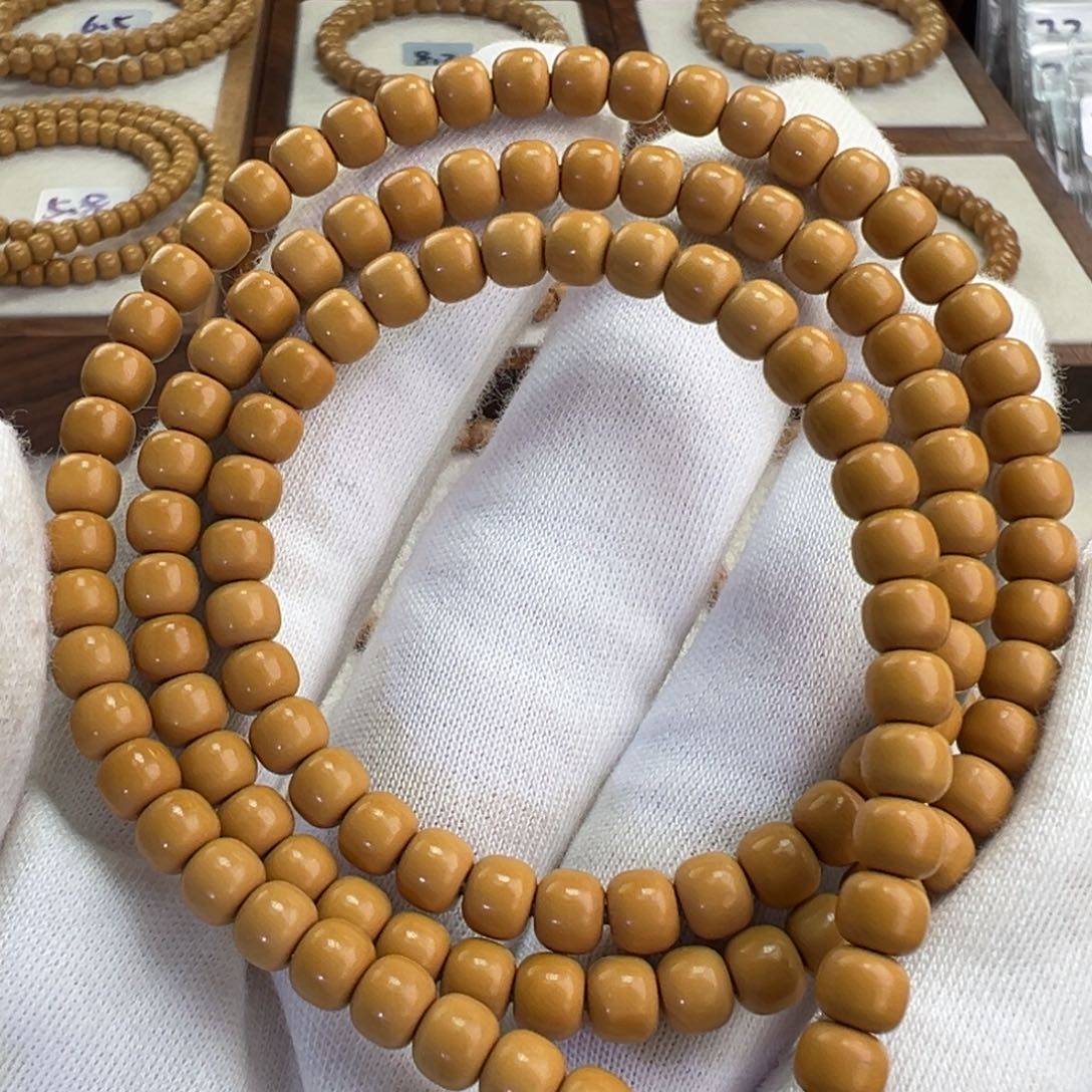 橄榄核手串5.6mm老挝老型108全无白