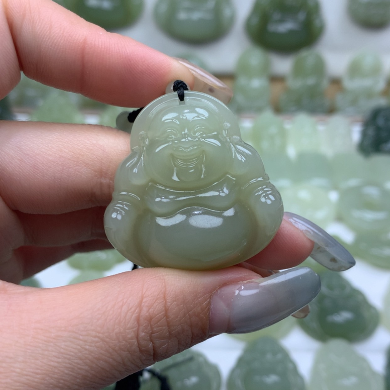 【闪购商品】颈饰未镶嵌和田玉安****