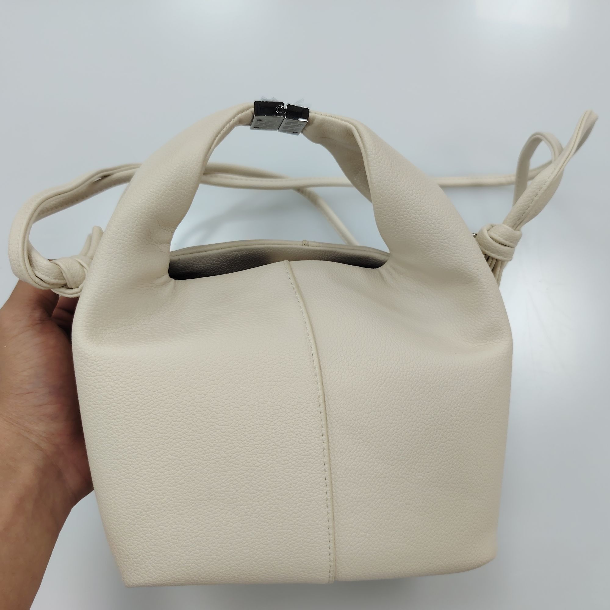 资生堂【K189】专柜礼赠化妆包单肩手提大容量便携洗漱包收纳包