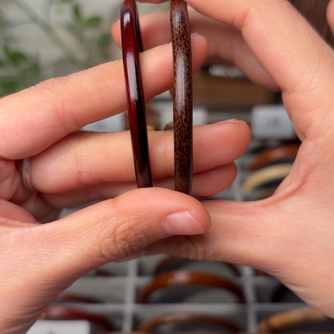 ****）木质非金属鸡血藤