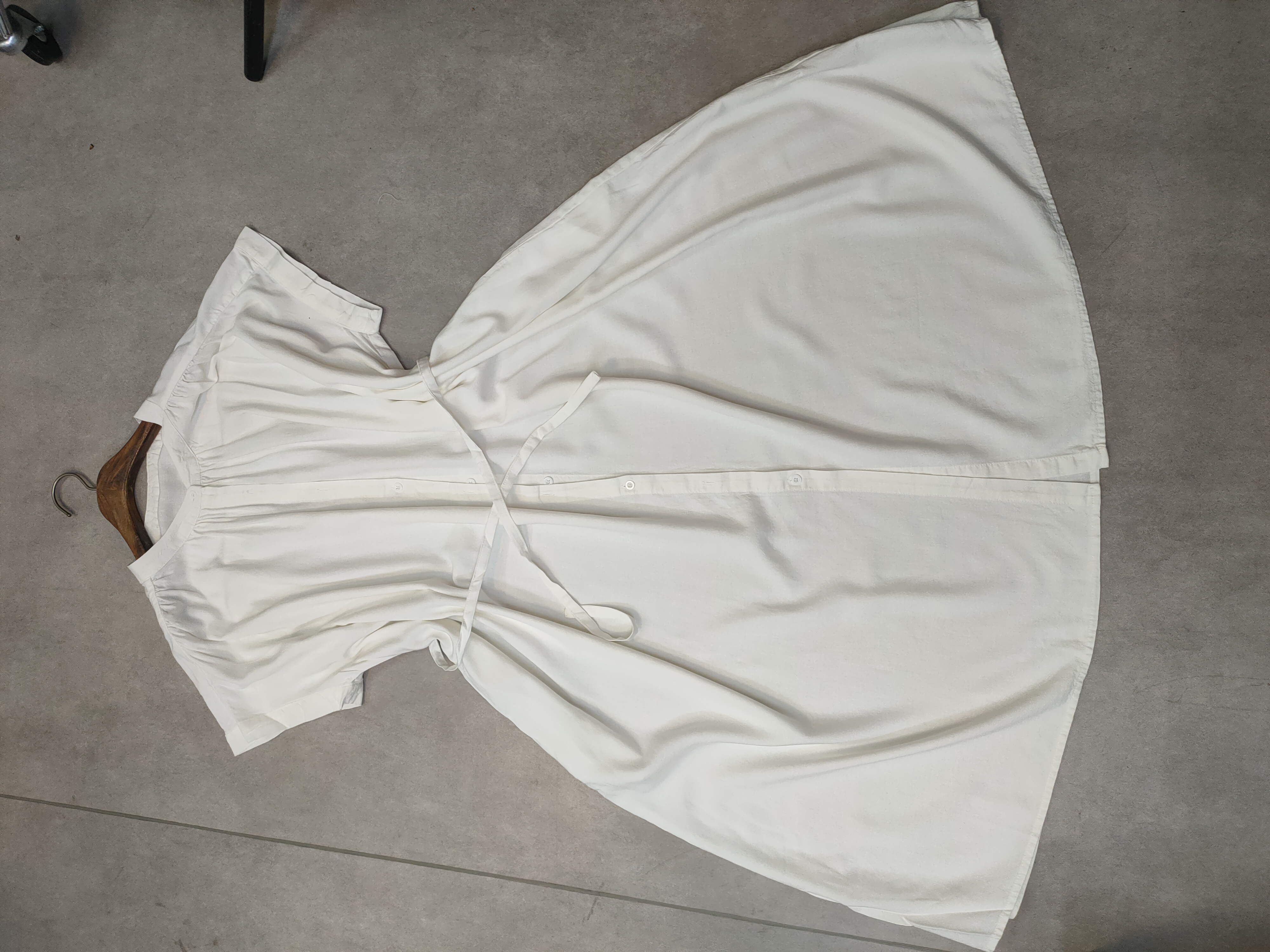 （白色）雨露麻长开衫小立领单排扣连衣裙XHH 312-4