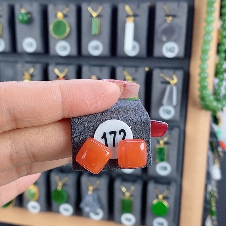 南红玛瑙耳饰18K金镶嵌