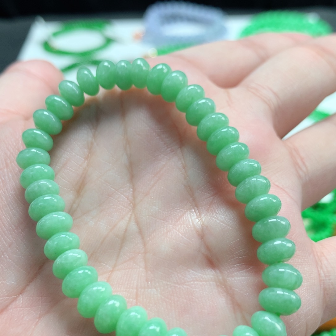 翡翠未镶嵌手链翡翠