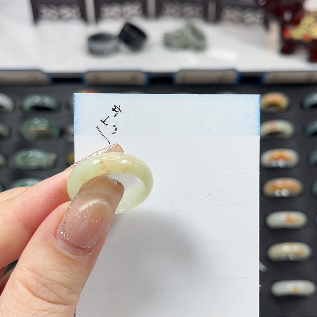 未镶嵌戒指翡翠翡翠戒圈