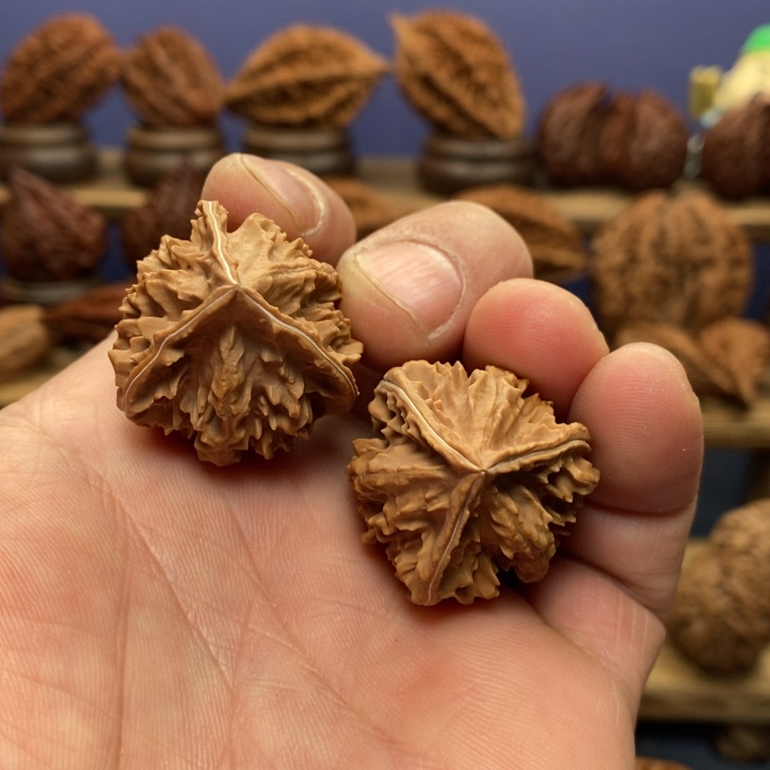 文玩核桃吊坠2雅秋