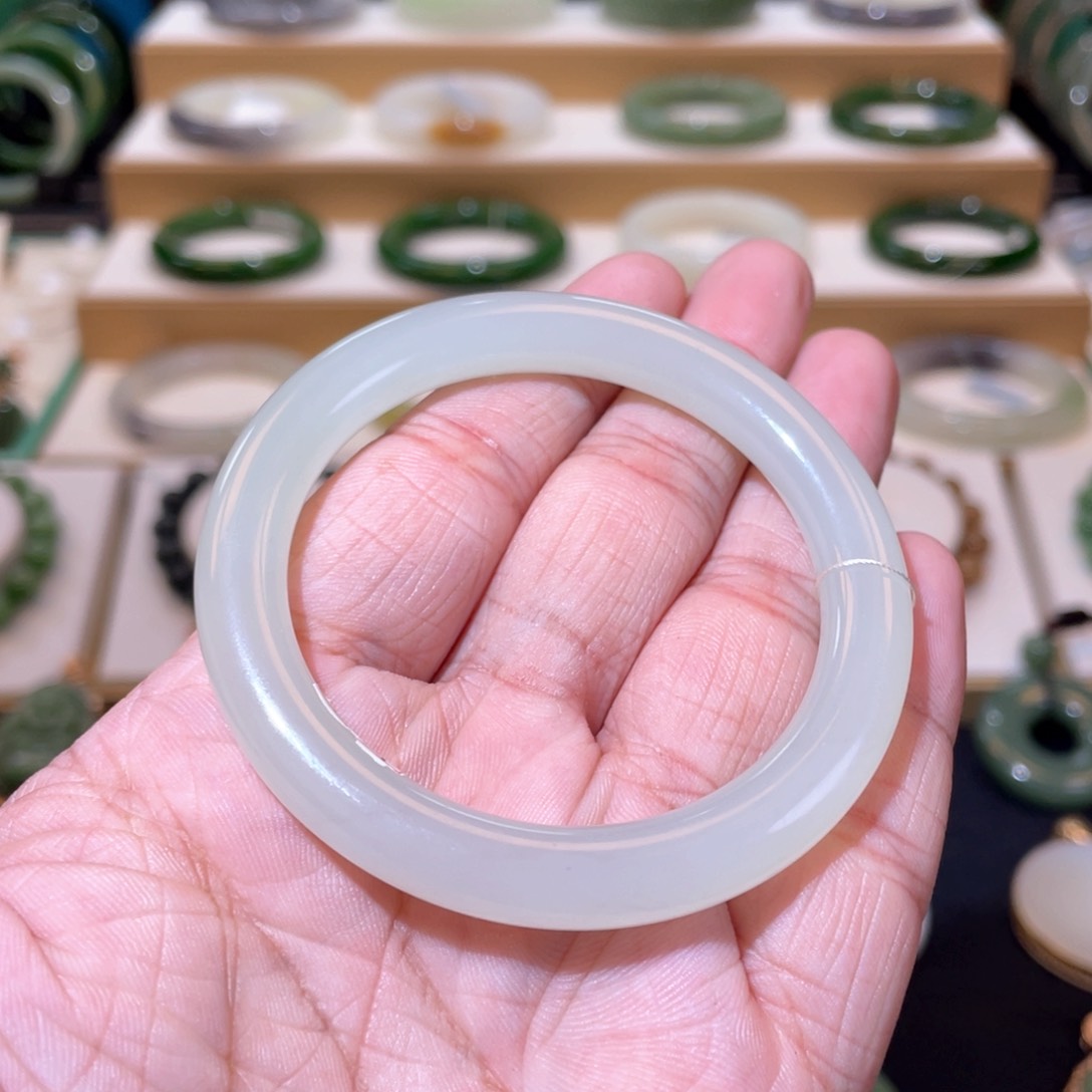 和田玉高冰晴水美人条53未镶嵌