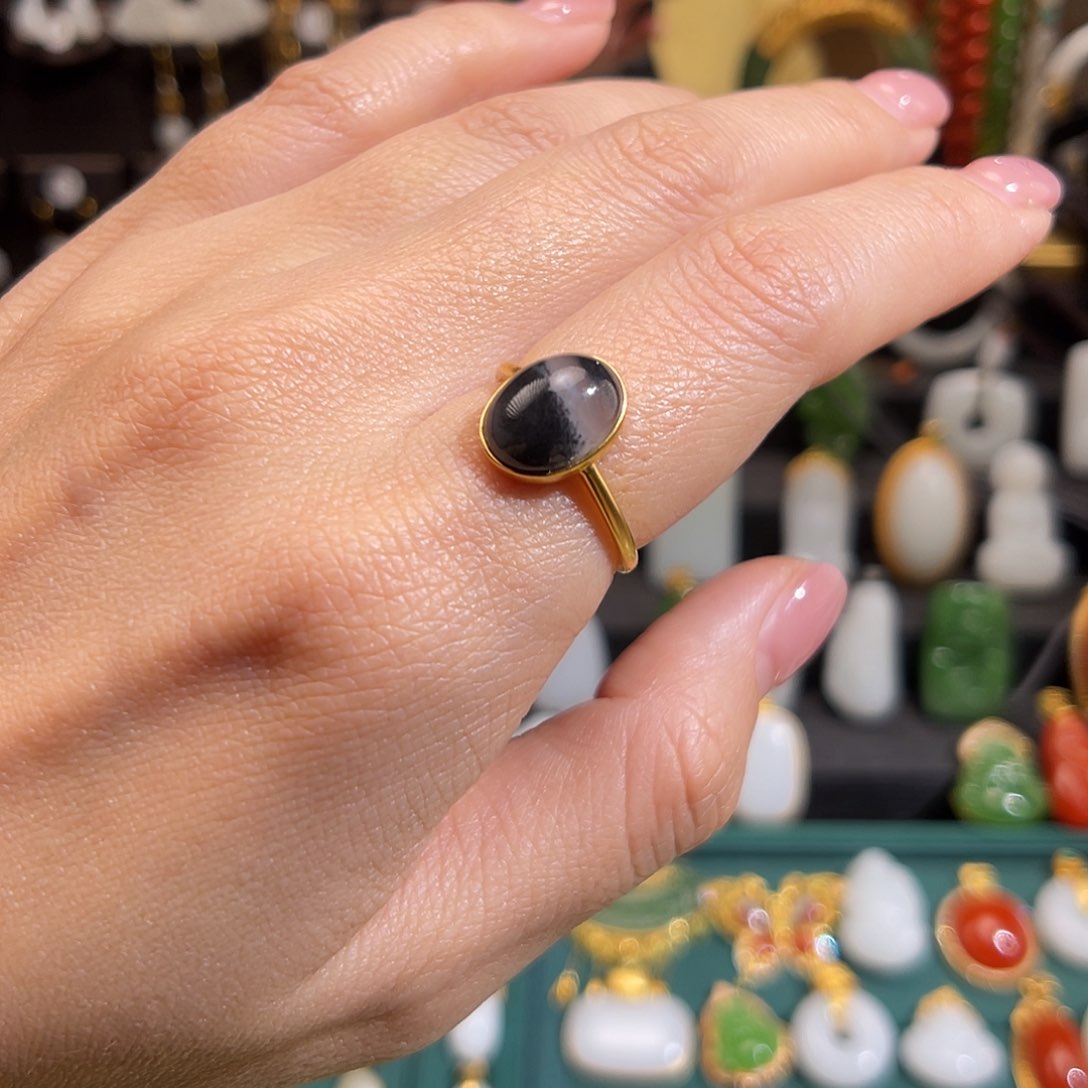 和田玉挂件18K金镶嵌