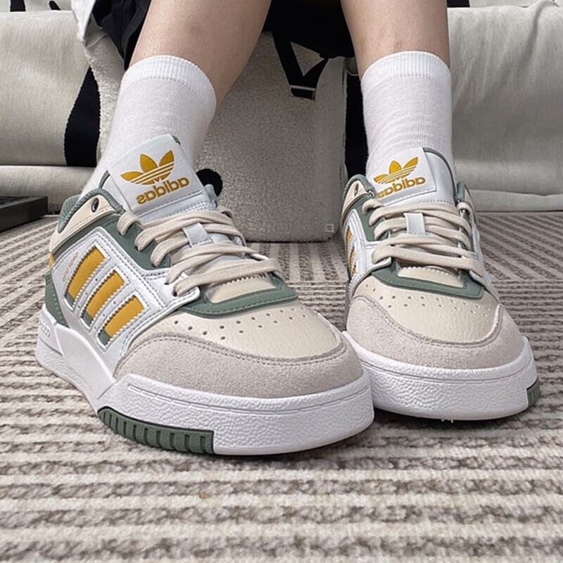 阿迪达斯Adidas男女同款日常时尚耐磨低帮板鞋IF2610