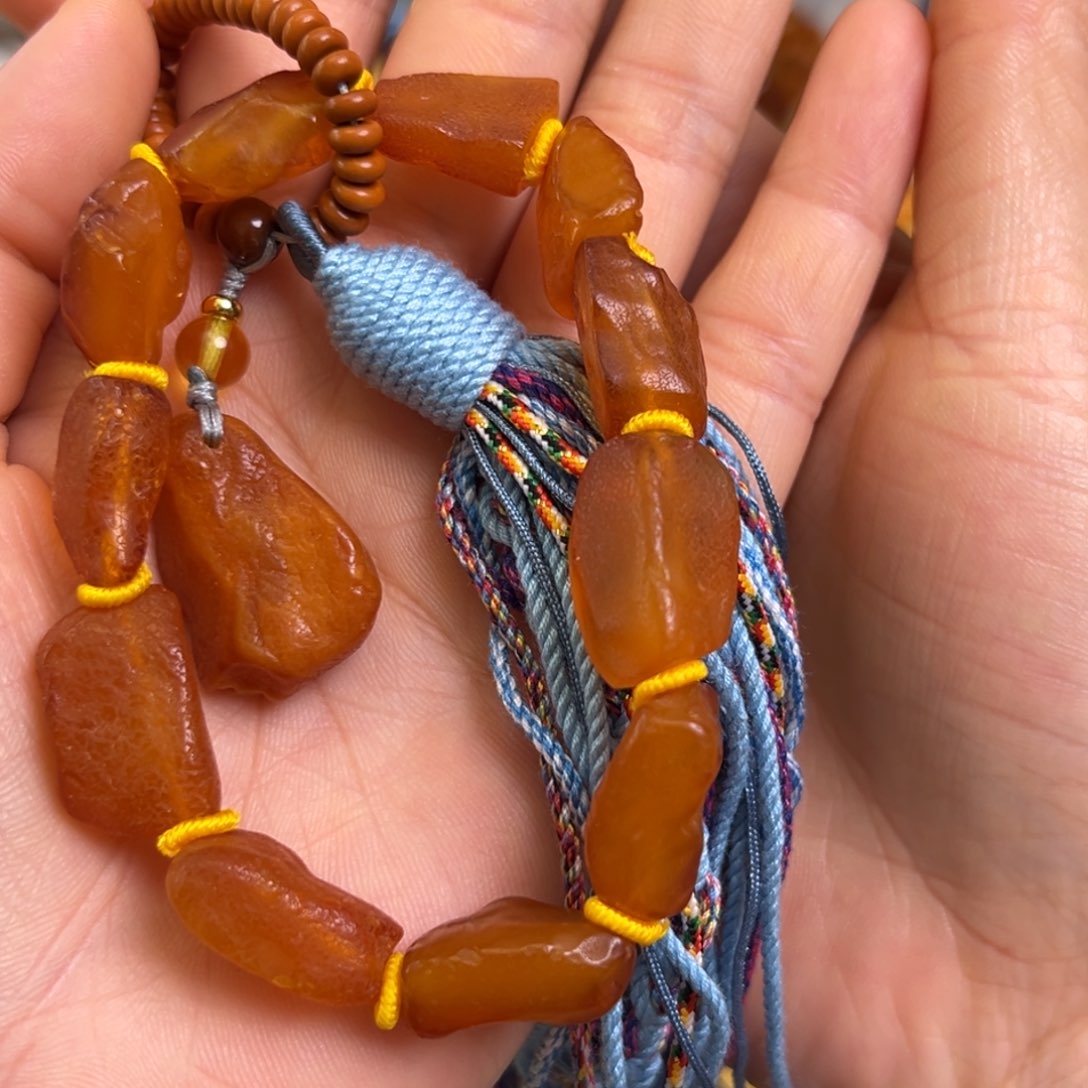 未镶嵌蜜蜡裸石蜜蜡