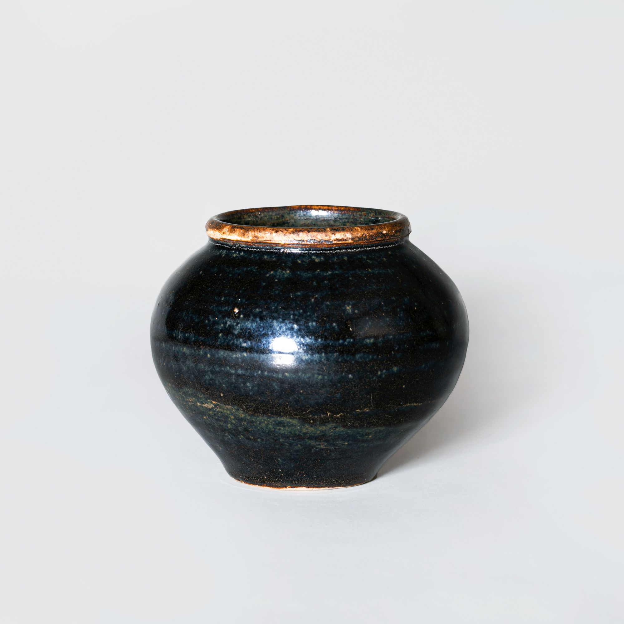 【拍卖】2、~黑釉唇口罐