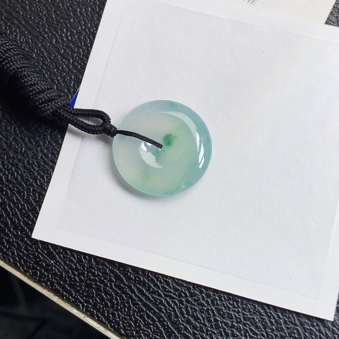 吊坠(不含链)未镶嵌翡翠平安扣