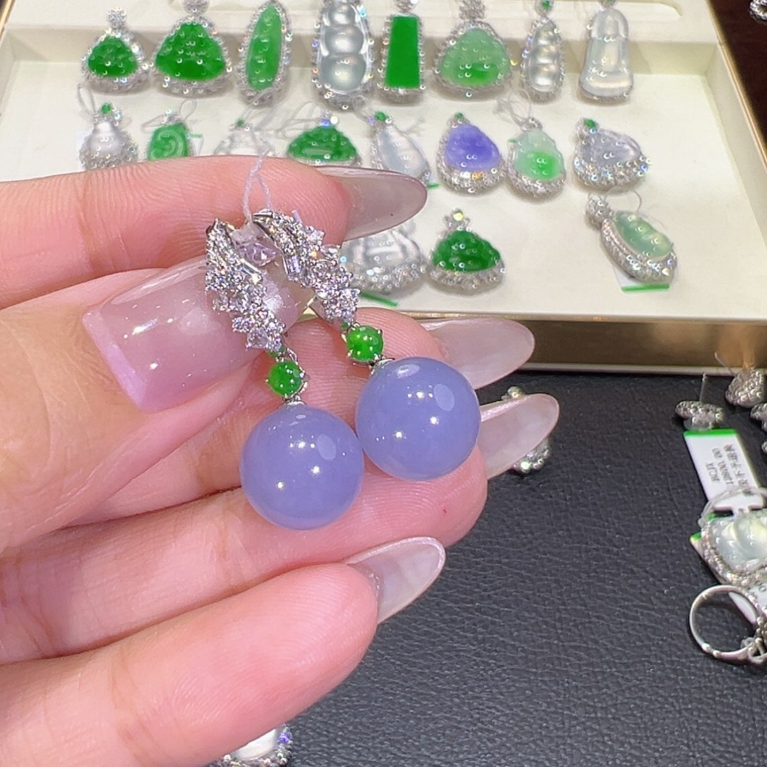 翡翠18K金镶嵌耳环翡翠