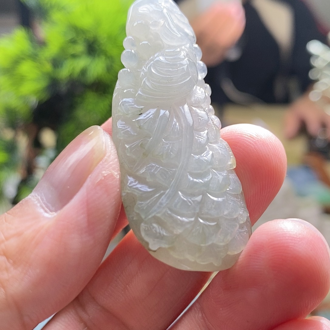 【闪购商品】翡翠颈饰未镶嵌11111111111111