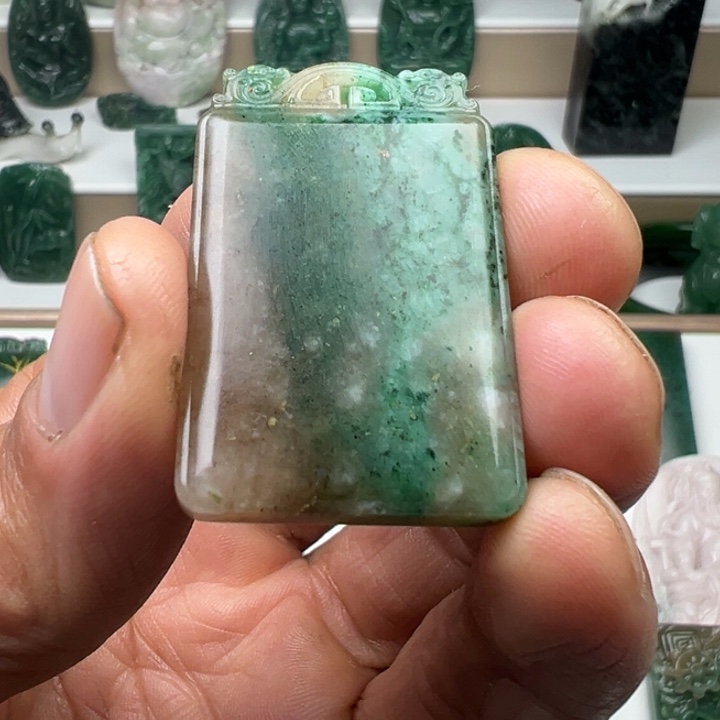 独山玉未镶嵌吊坠(不含链)