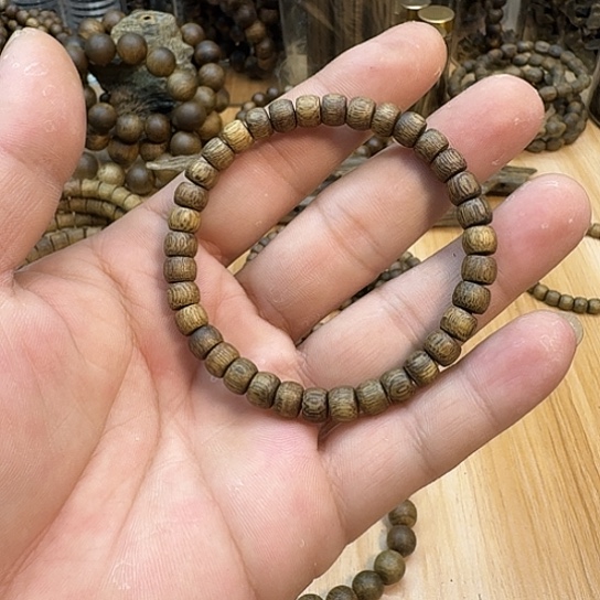 沉香碎屑沉香单圈苹果珠06mm