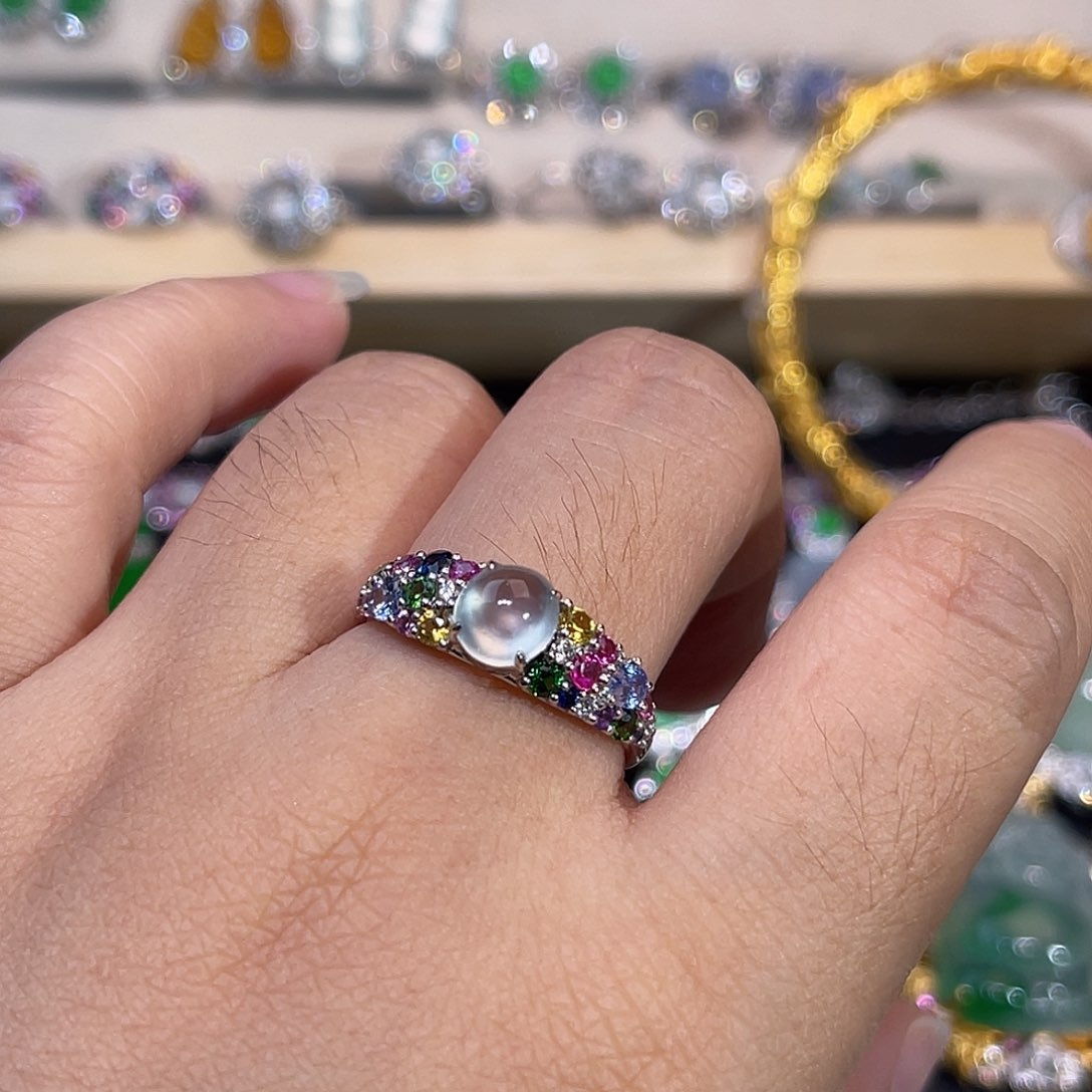 翡翠戒指18K金镶嵌多宝