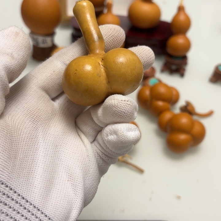j***e天然手捻老皮葫芦