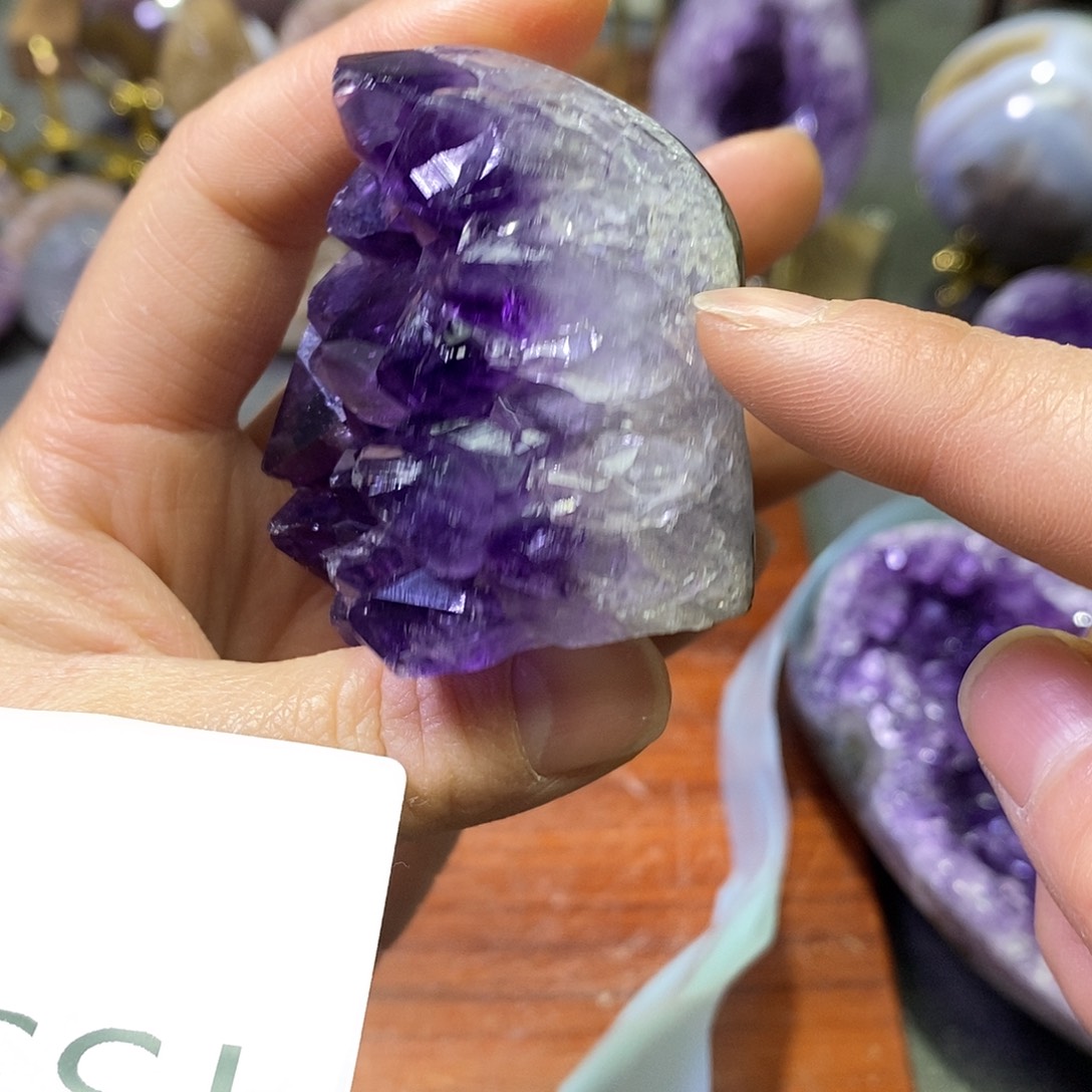 紫晶未镶嵌珠宝半成品