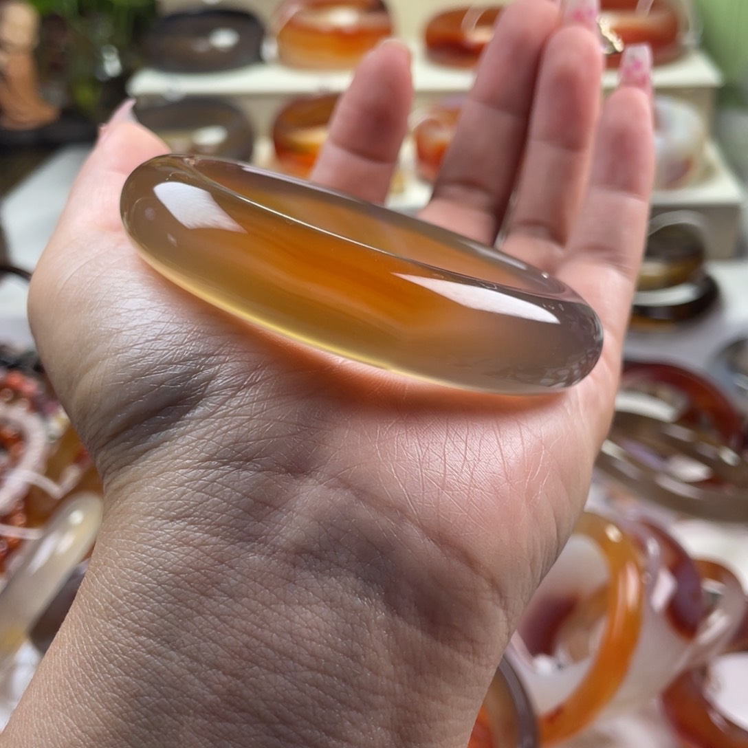 玛瑙/玉髓手镯未镶嵌