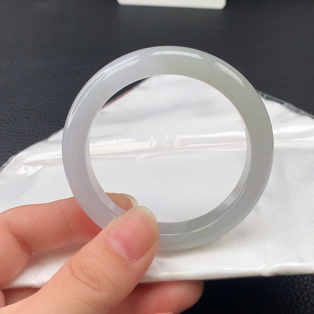 翡翠未镶嵌手镯翡翠