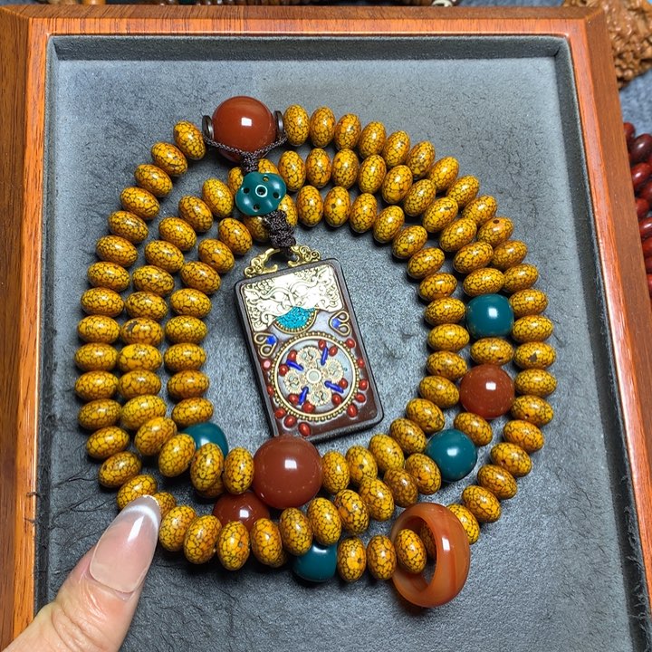 星月菩提吊坠菩提